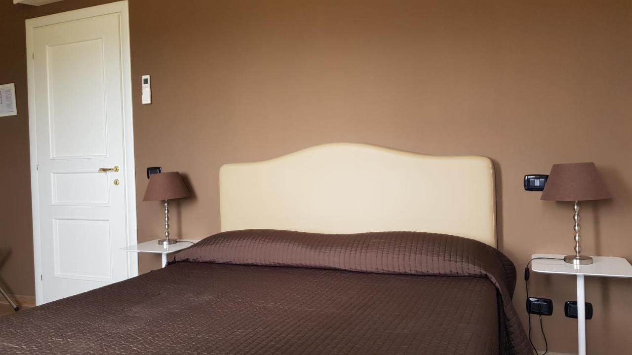 Il Casale Degli Ulivi - Agriturismo - Tenimenti Leone Lanuvio Dış mekan fotoğraf