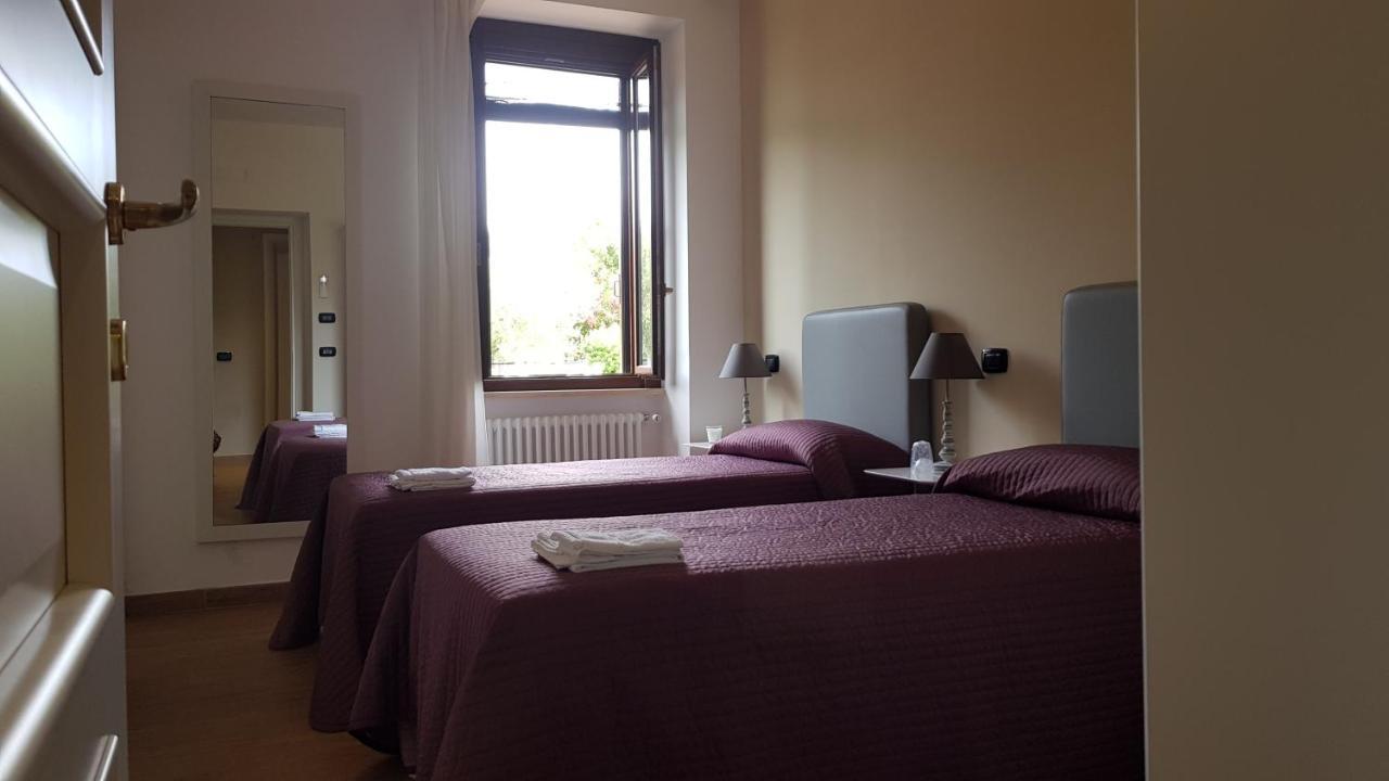 Il Casale Degli Ulivi - Agriturismo - Tenimenti Leone Lanuvio Dış mekan fotoğraf
